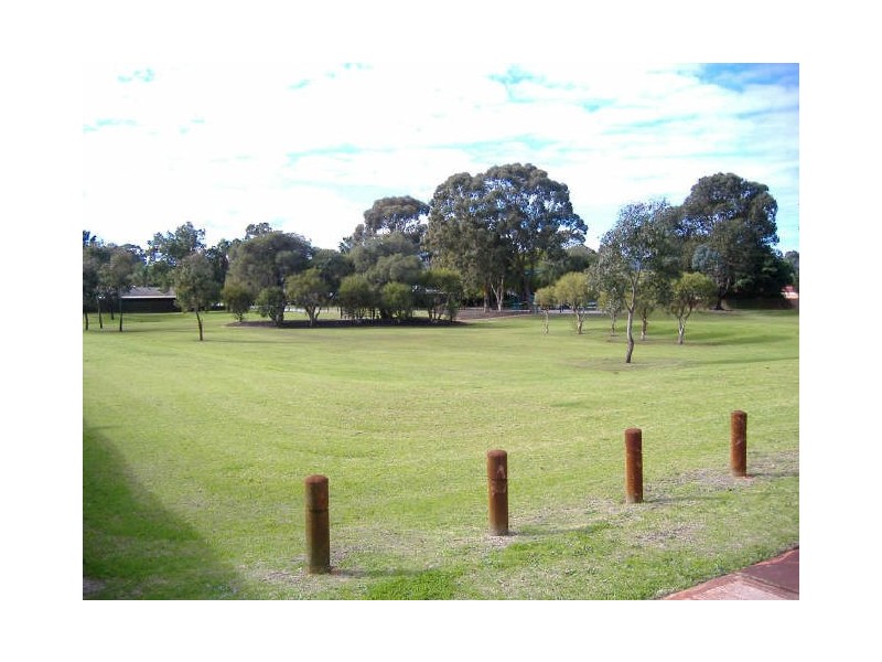 4/41 Eudoria Street, Gosnells WA 6110