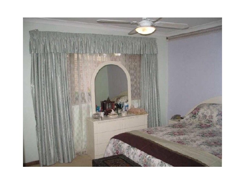 unit 17/24 Southdown Place, Thornlie WA 6108