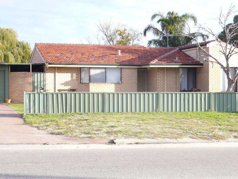61 Ashburton Drive, Gosnells WA 6110