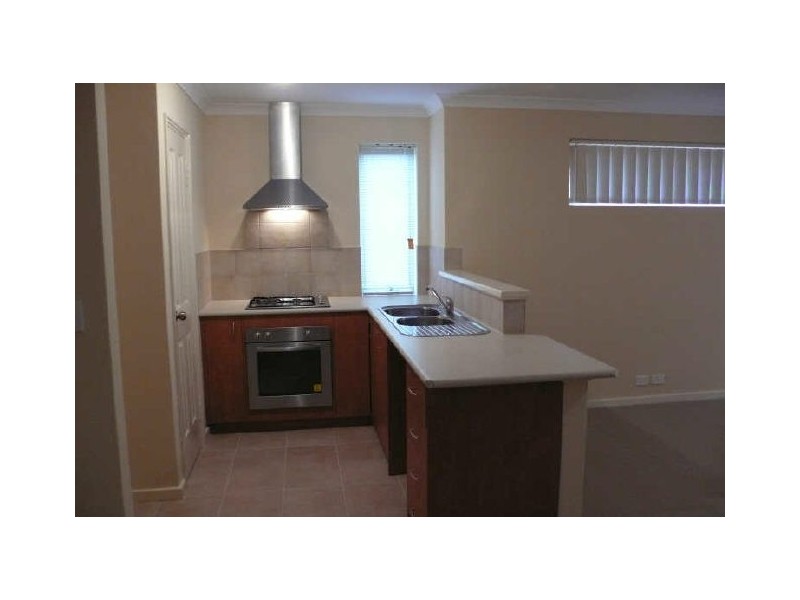 2/162-164 Hicks Street, Gosnells WA 6110