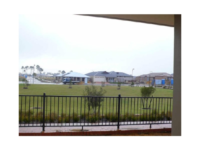 14 Serotina Lane, Aubin Grove WA 6164