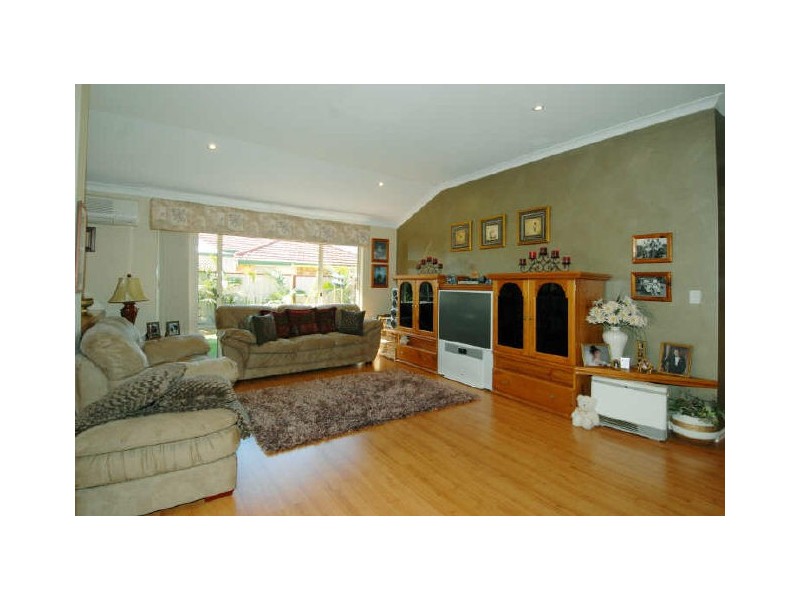 2 Capel Way, Canning Vale WA 6155