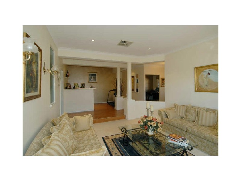 2 Capel Way, Canning Vale WA 6155