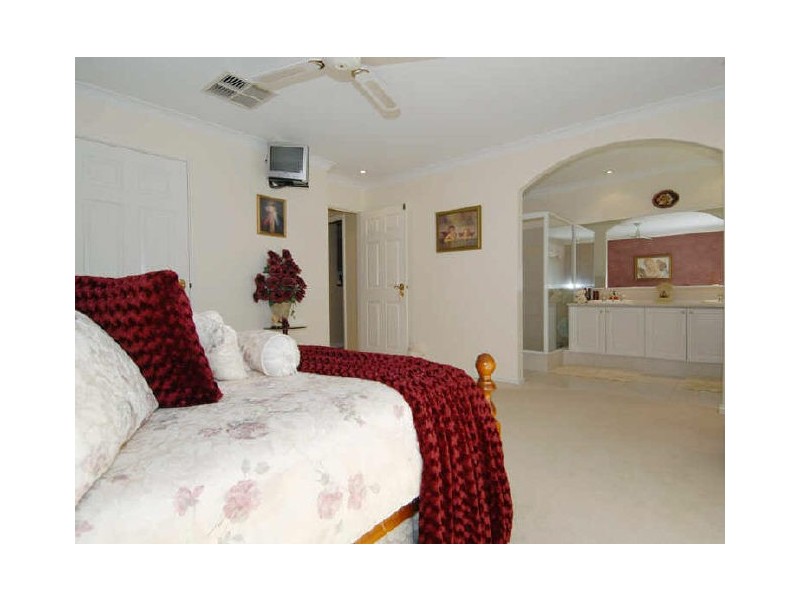 2 Capel Way, Canning Vale WA 6155