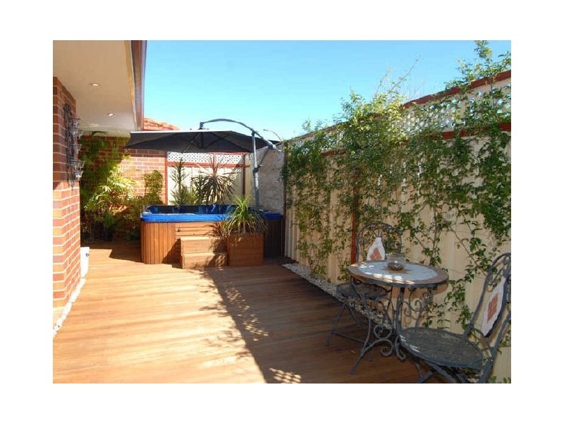 2 Capel Way, Canning Vale WA 6155