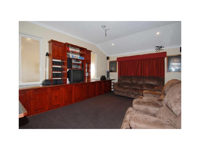 2 Capel Way, Canning Vale WA 6155