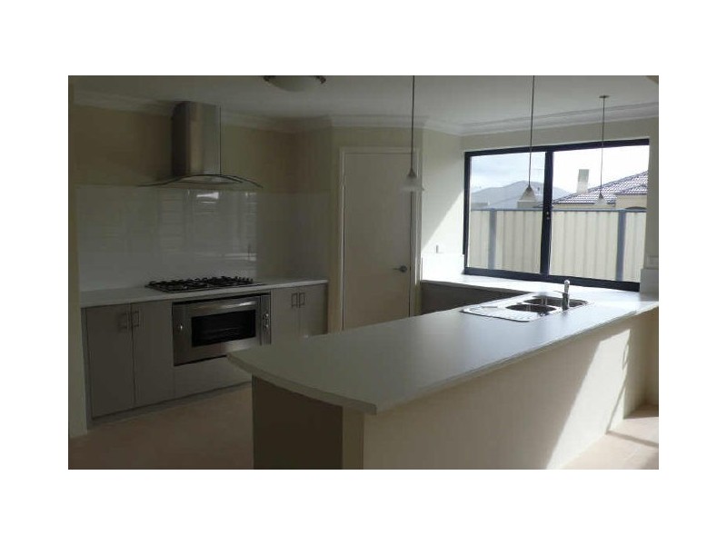 23 Jester Parkway, Meadow Springs WA 6210