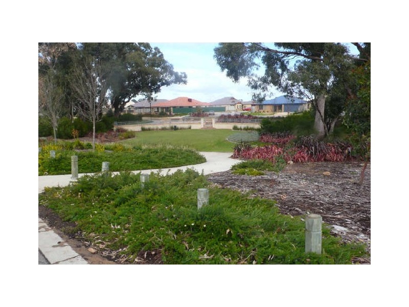 23 Jester Parkway, Meadow Springs WA 6210