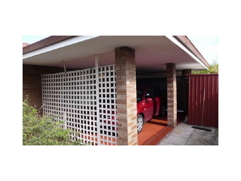 48 Kestrel Way, Thornlie WA 6108