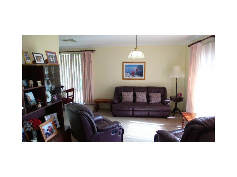 48 Kestrel Way, Thornlie WA 6108