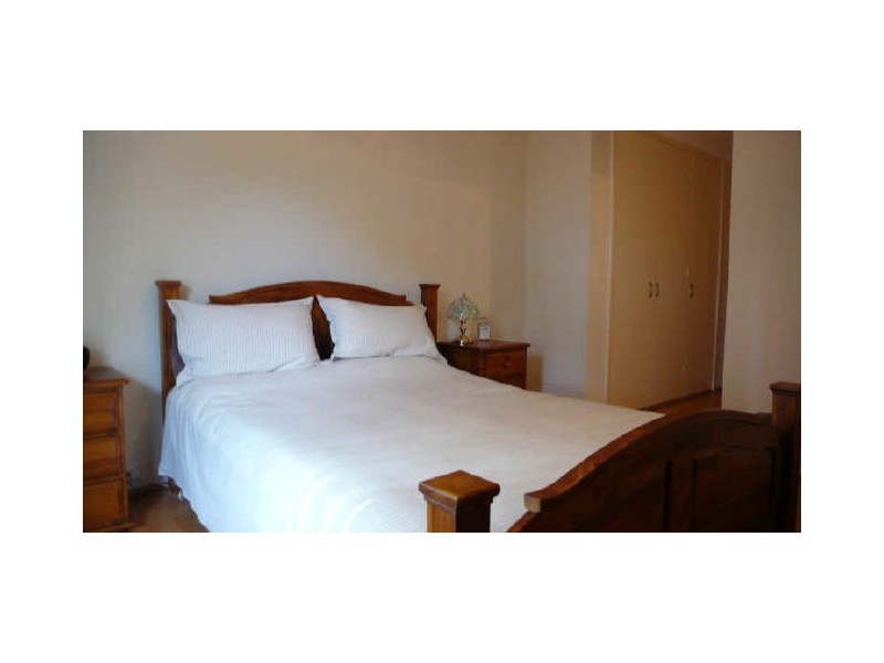 48 Kestrel Way, Thornlie WA 6108