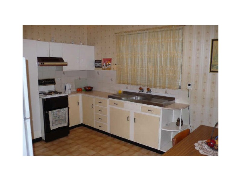 20 Melvin Avenue, Thornlie WA 6108