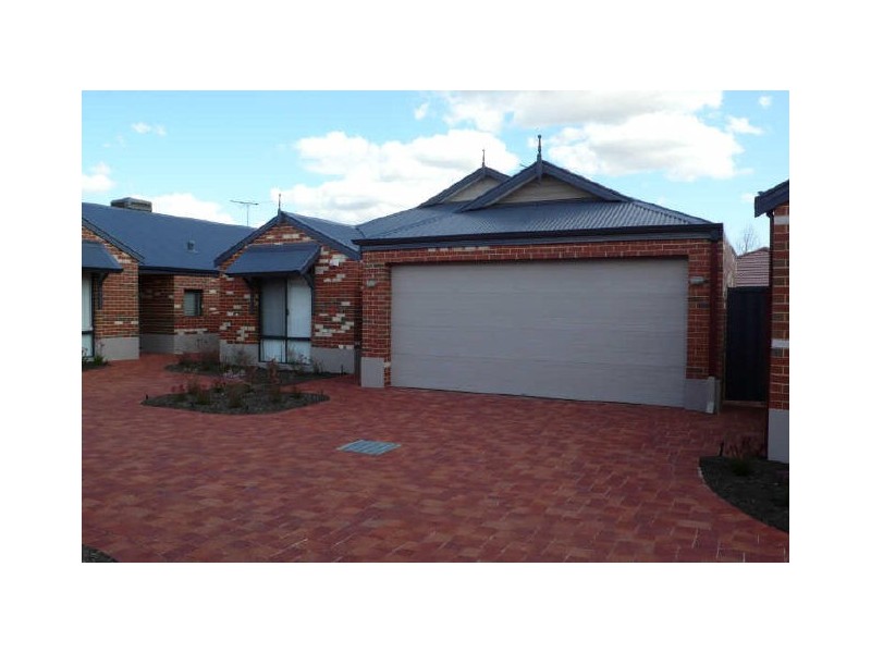 2/30 Wiltshire Avenue, Thornlie WA 6108