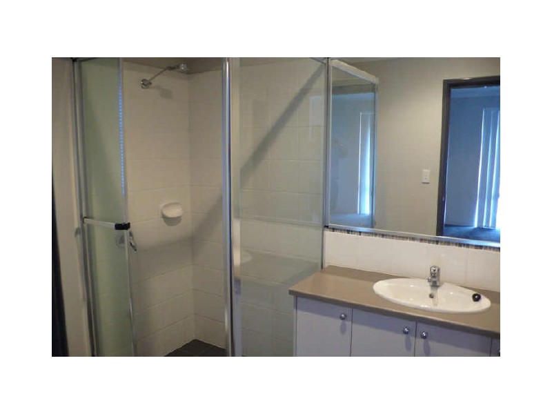 2/30 Wiltshire Avenue, Thornlie WA 6108