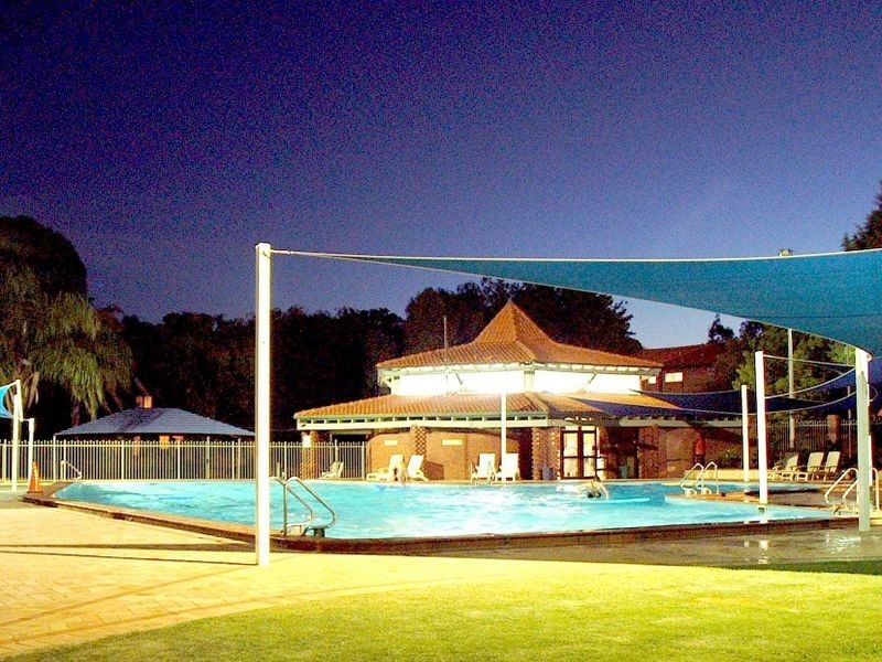 8 Hume Road, Thornlie WA 6108