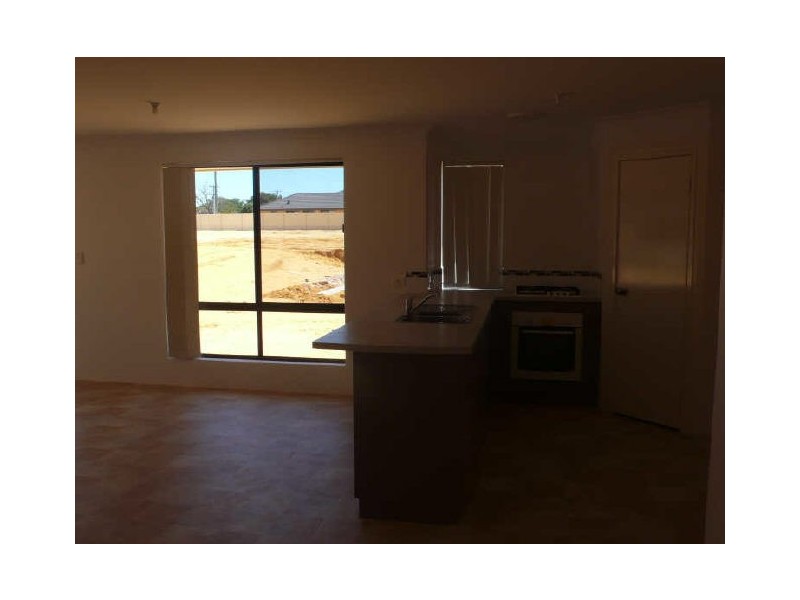 2 Balgraup Drive, Gosnells WA 6110