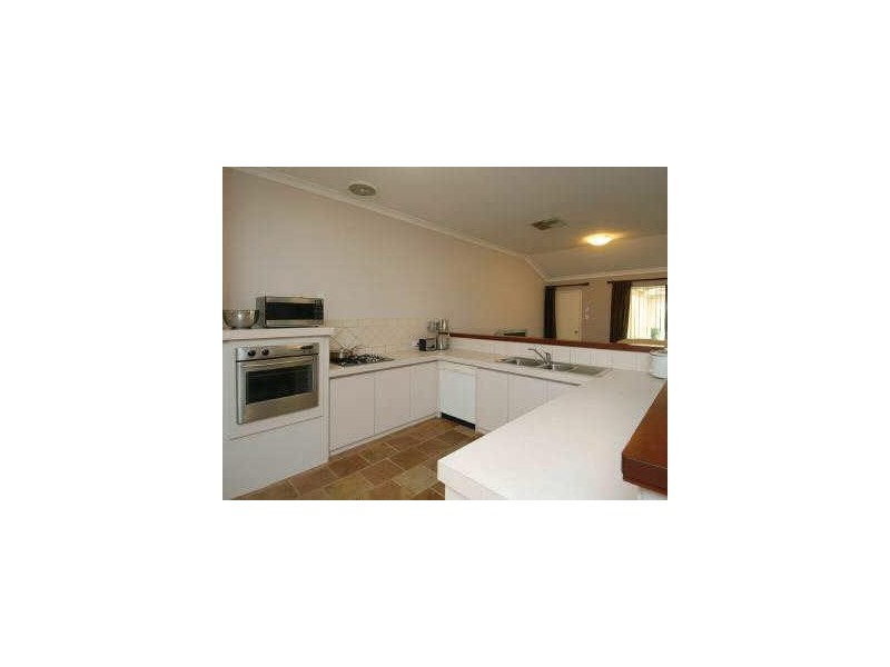 3 The Laxton, Canning Vale WA 6155