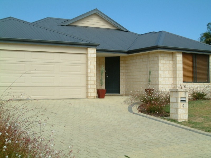 9 Tranquility Place, Maddington WA 6109