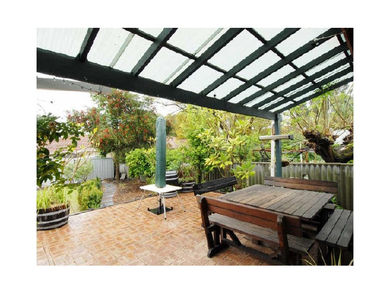 216 Berwick Street, Victoria Park WA 6100