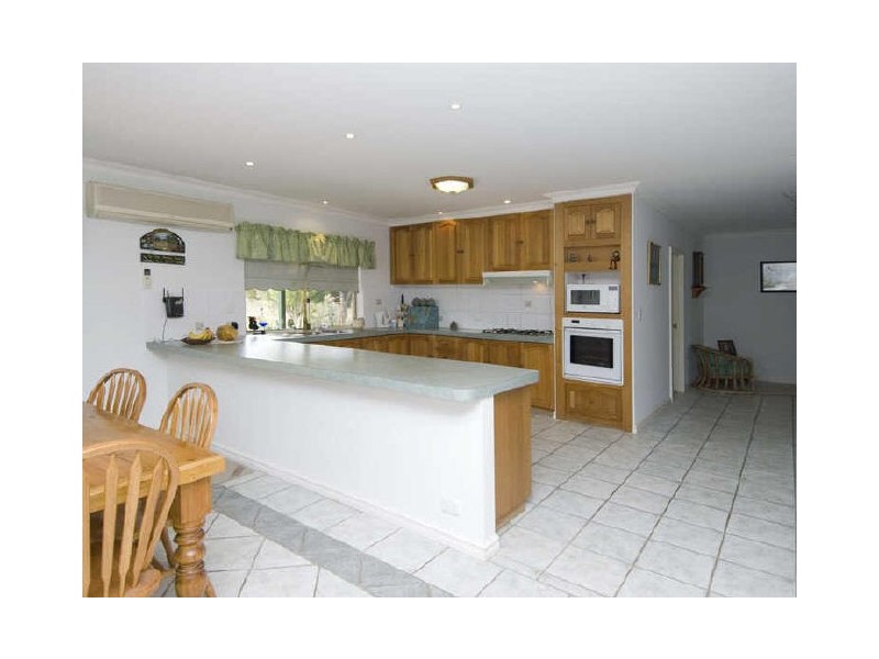 48 Craddon Road, Oakford WA 6121
