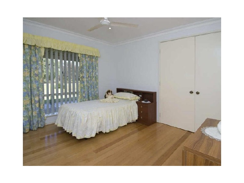 48 Craddon Road, Oakford WA 6121