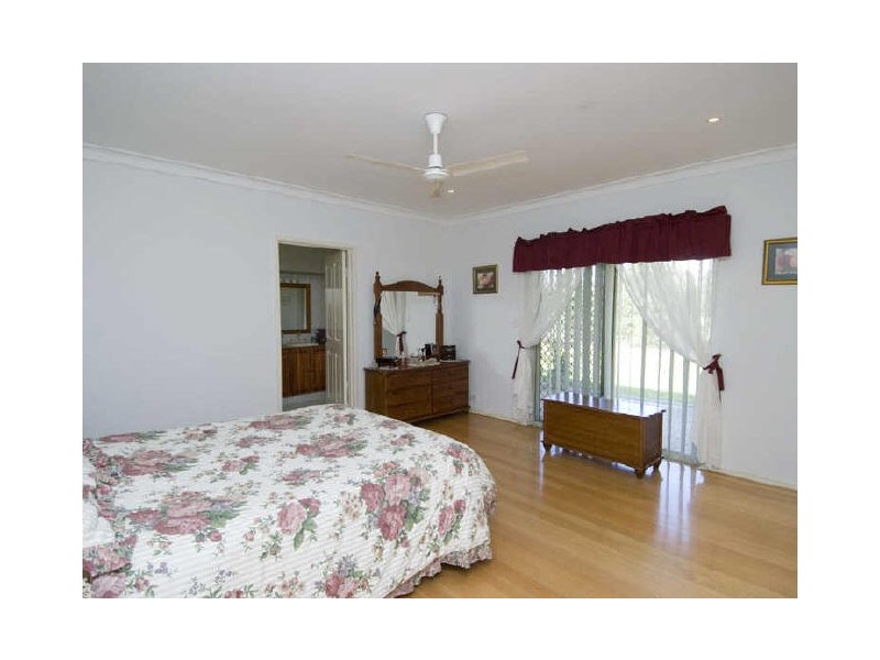 48 Craddon Road, Oakford WA 6121