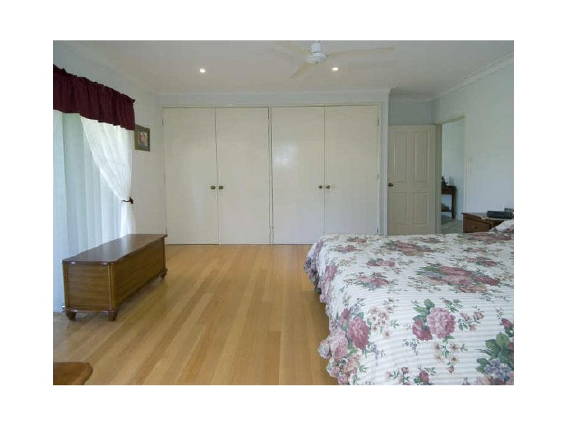 48 Craddon Road, Oakford WA 6121