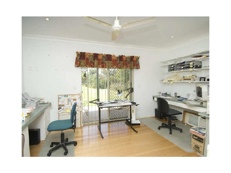 48 Craddon Road, Oakford WA 6121