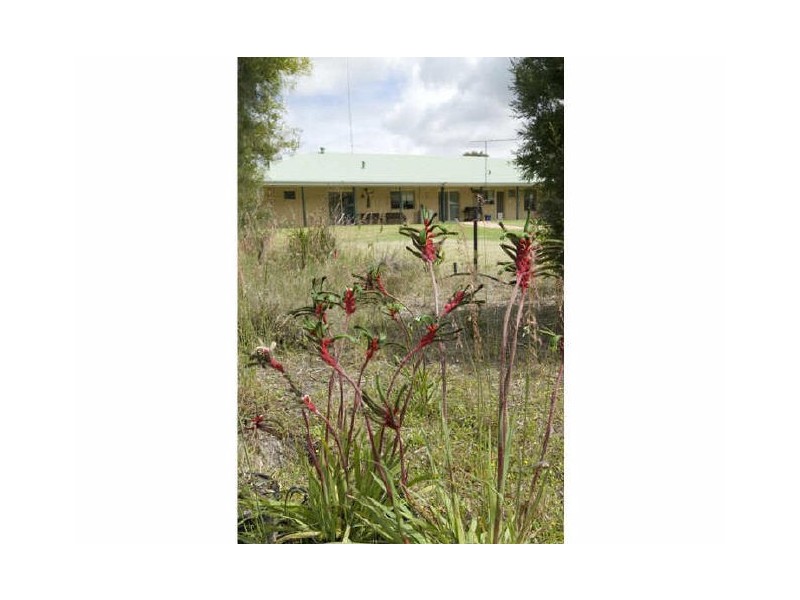 48 Craddon Road, Oakford WA 6121