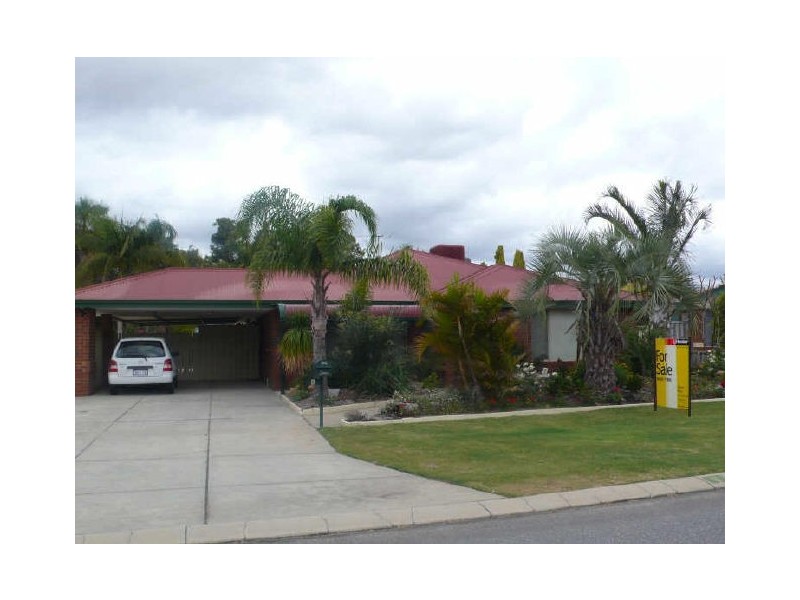 6 Exmouth Place, Thornlie WA 6108