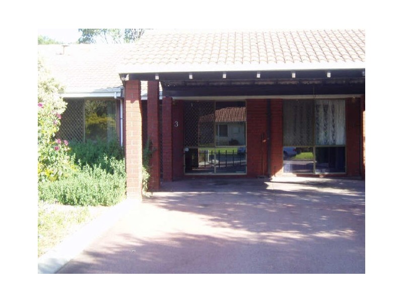 3/3-5 Menzies Place, Thornlie WA 6108