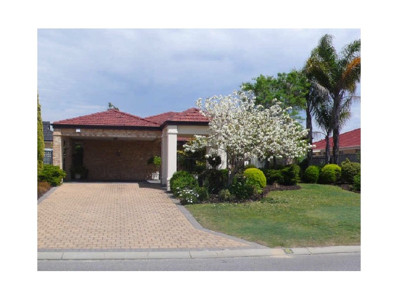 75 Brunswick Road, Thornlie WA 6108