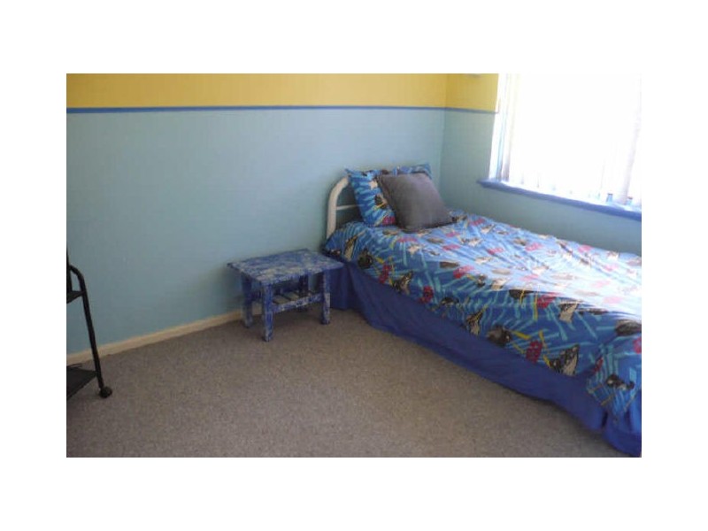 44 Tullamore Avenue, Thornlie WA 6108