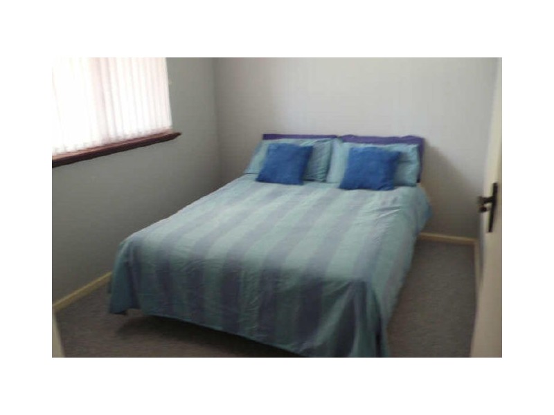 44 Tullamore Avenue, Thornlie WA 6108