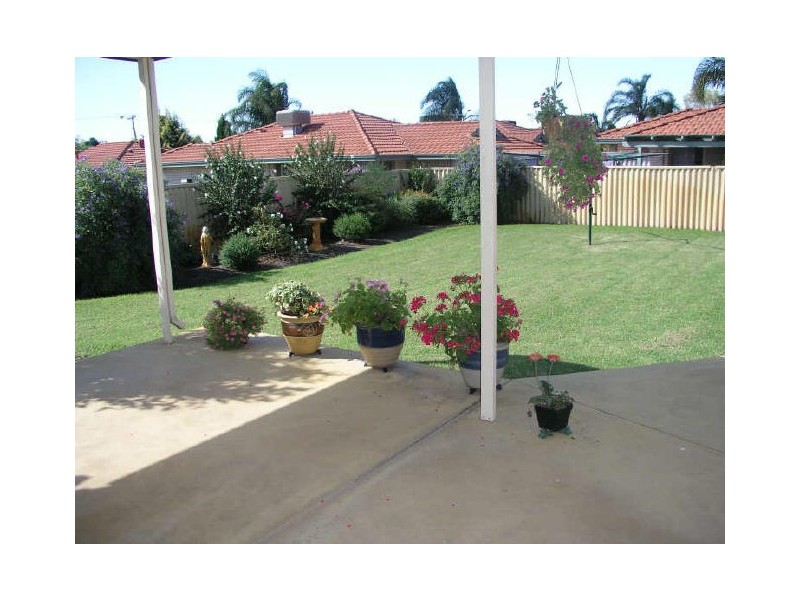 3 Jana Road, Thornlie WA 6108