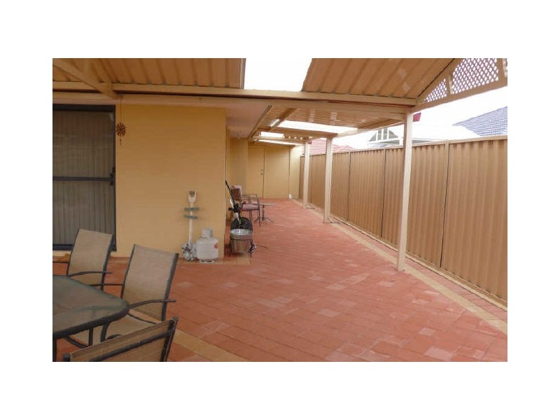 10 Dupont Way, Canning Vale WA 6155