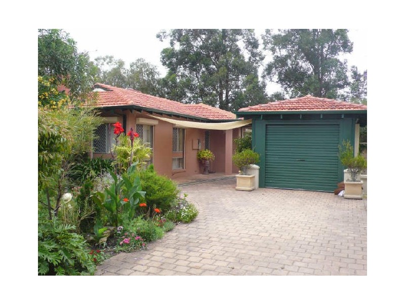 16 Alistair Street, Huntingdale WA 6110