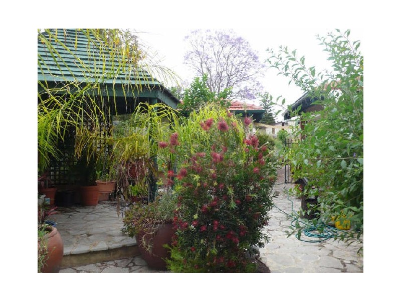 16 Alistair Street, Huntingdale WA 6110