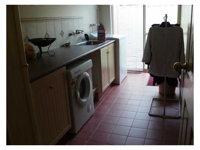 15 Rufford Lane, Canning Vale WA 6155