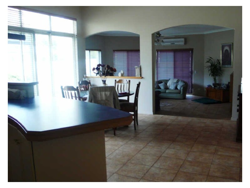 15 Rufford Lane, Canning Vale WA 6155