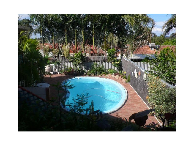 57 Sutherland Drive, Thornlie WA 6108