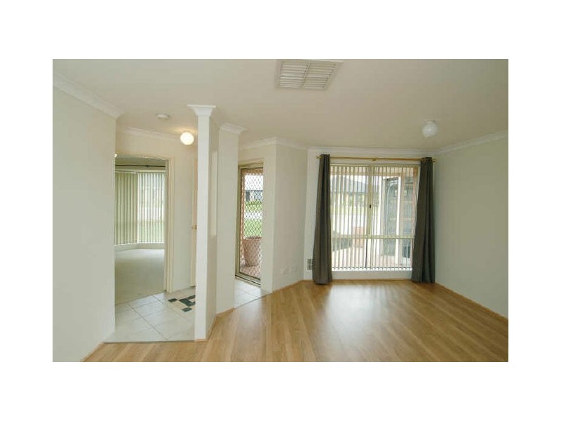 184 Harpenden Street, Huntingdale WA 6110