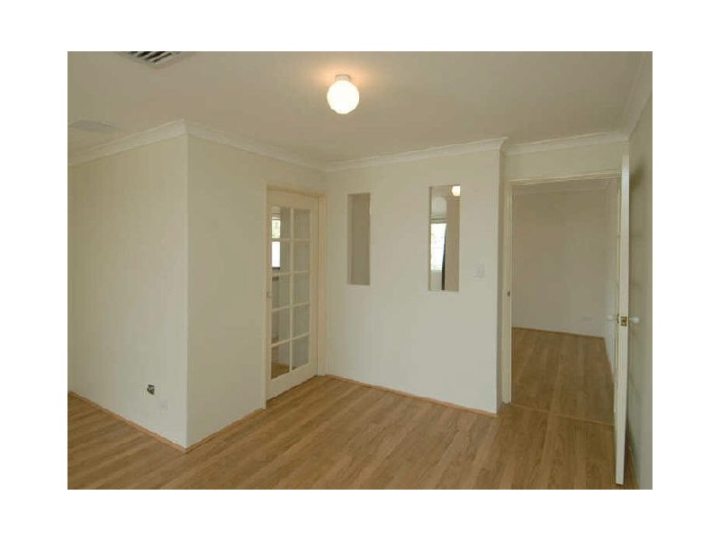 184 Harpenden Street, Huntingdale WA 6110