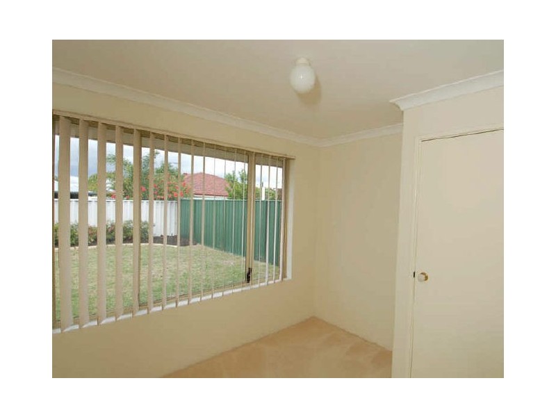 184 Harpenden Street, Huntingdale WA 6110