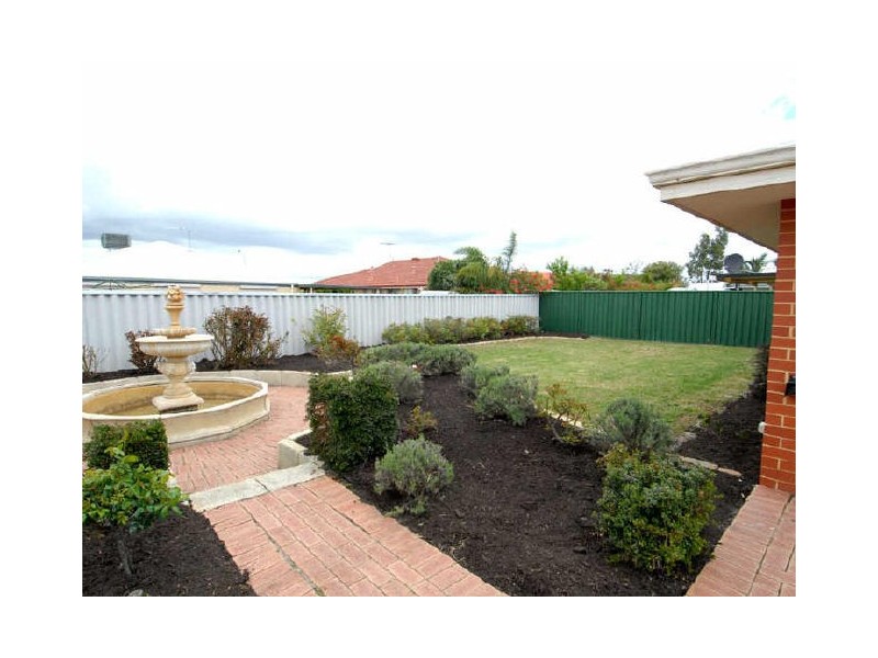 184 Harpenden Street, Huntingdale WA 6110