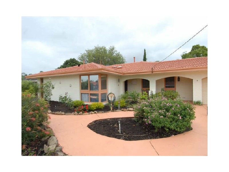 8 Olney Place, Huntingdale WA 6110