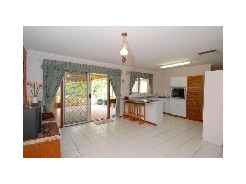 8 Olney Place, Huntingdale WA 6110