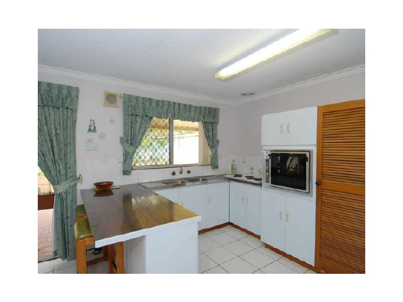 8 Olney Place, Huntingdale WA 6110