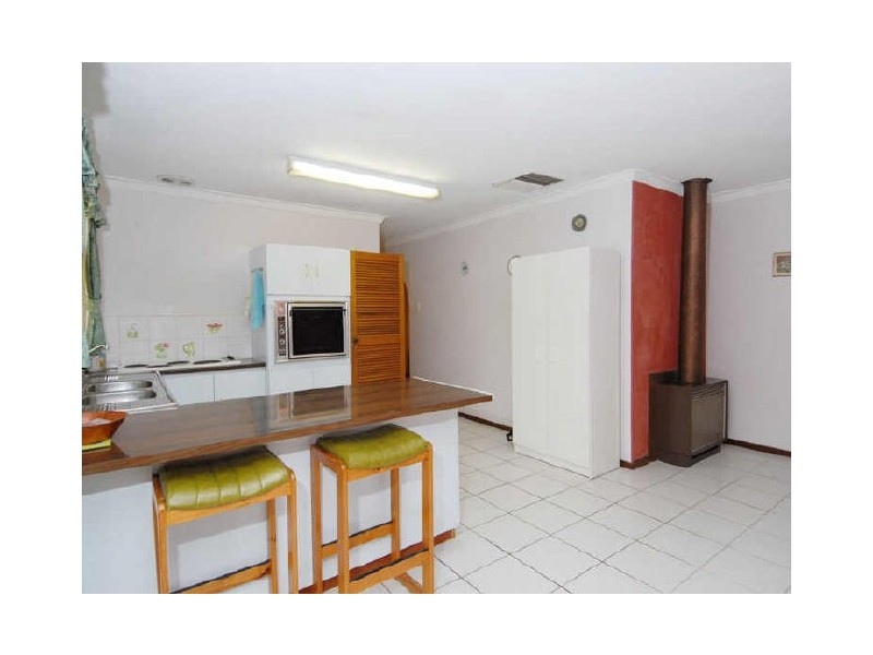 8 Olney Place, Huntingdale WA 6110