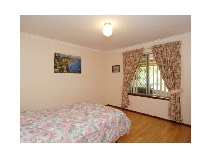 8 Olney Place, Huntingdale WA 6110